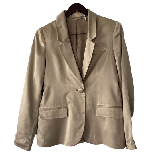 Guess by Marciano Silk-like Tan Colour Lightweight Blazer - Picture 1 of 5